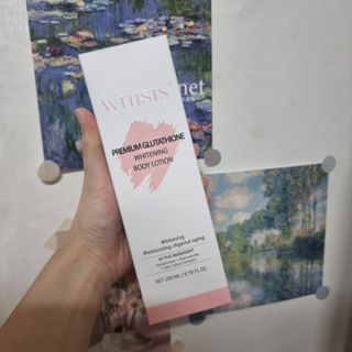위시스 프리미엄 글루타치온  화이트닝 바디로션 — 5점을 준 리뷰어가 2023년 1월 올린 사용 사진