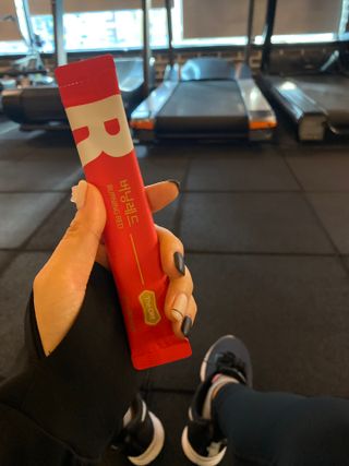 디오르 버닝레드 — 3점을 준 리뷰어가 2021년 12월 올린 사용 사진