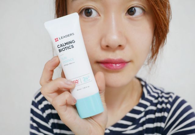리더스 카밍 바이오틱스 선 에센스 SPF 50+ PA++++ 리뷰 사진
