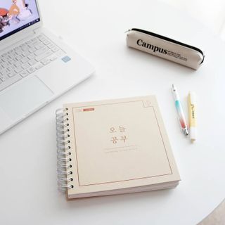 리훈 여러분의 오늘을 채워나갈 수 있도록 도와줄 오늘공부 1년용 스터디플래너 — 5점을 준 리뷰어가 2021년 3월 올린 사용 사진