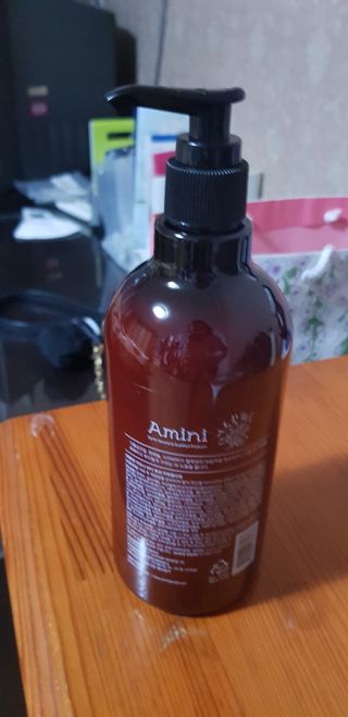 아미니 플라워테라피 바디로션  500ml 시리즈 — 5점을 준 리뷰어가 2021년 4월 올린 사용 사진