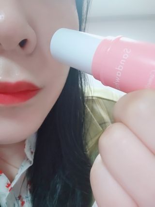 스킨큐어 산다화 카멜리아 안티 링클 멀티밤 — 5점을 준 리뷰어가 2022년 10월 올린 사용 사진