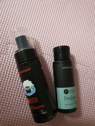 코스모먼트 부스티모 부스팅샴푸60ml + 비듬세정 진정샴푸50ml — 4점을 준 리뷰어가 2022년 1월 올린 사용 사진