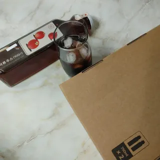 [바이윙클] 페르시아 유기농 석류 착즙주스 750ml 2병 + 선물박스 세트 — 5점을 준 리뷰어가 2022년 3월 올린 사용 사진