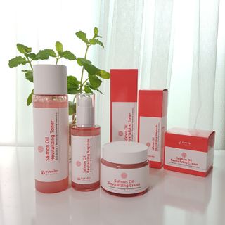 아이앤립 / EYENLIP 아이앤립 연어오일 리바이탈라이징 토너+앰플+크림 3종 세트 — 5점을 준 리뷰어가 2021년 5월 올린 사용 사진