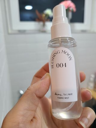 디어포레스트 [5개세트] 숲속의 하루 패브릭미스트 (섬유향수/ 룸스프레이) 50ml 5개 — 3.5점을 준 리뷰어가 2022년 9월 올린 사용 사진