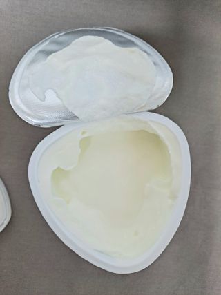 떠먹는불가리스 마이플레인 요거트 435g 6개입 — 5점을 준 리뷰어가 2021년 3월 올린 사용 사진