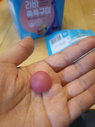 푸름웰니스 라바 쑥쑥구미 36g — 5점을 준 리뷰어가 2022년 2월 올린 사용 사진