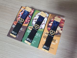 짜먹는 이지견과 짜먹는 이지아몬드, 짜먹는 이지허니피넛, 짜먹는 이지캐슈넛 각 10g X  10포 — 4점을 준 리뷰어가 2021년 3월 올린 사용 사진