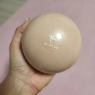 트라택 쿠셔닝 웨이트볼 0.5kg + 1kg SET — 5점을 준 리뷰어가 2022년 6월 올린 사용 사진