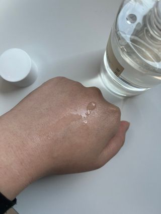 나우_스마트스토어 구매평 [디르] 카사바 하이드레이팅 워터 — 5점을 준 리뷰어가 2025년 5월 올린 사용 사진