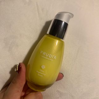 [후르디아] 미백 기능성 감귤 브라이트닝 세럼 — 5점을 준 리뷰어가 2022년 5월 올린 사용 사진