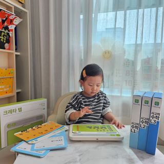 크레타탭 차세대 사고력 유아수학 학습기 페이퍼 태블릿 — 5점을 준 리뷰어가 2023년 9월 올린 사용 사진