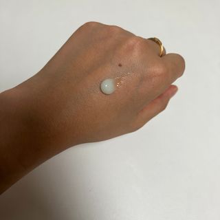 랑벨 랑바이오 블랙 시카 크림 50ml(블랙비 프로폴리스, 시카 4종, 판테놀 10 함유) — 5점을 준 리뷰어가 2022년 7월 올린 사용 사진