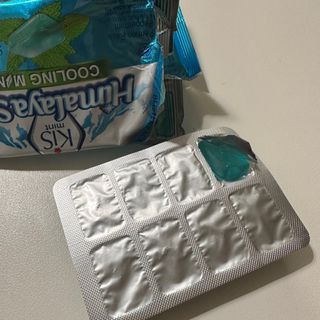 마요라 히말라야 솔트 캔디 2종-페퍼민트 맛, 라임민트 맛 — 4점을 준 리뷰어가 2023년 1월 올린 사용 사진