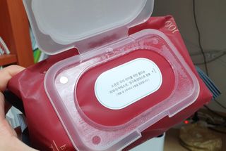 마미요 대용량 플레인 아기물티슈 베이직 캡형 100매 * 10개 — 5점을 준 리뷰어가 2022년 12월 올린 사용 사진