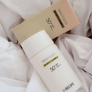 아이레시피 모이스트터치 스포츠 선밀크 50ml (SPF50+ PA+++) — 5점을 준 리뷰어가 2023년 6월 올린 사용 사진