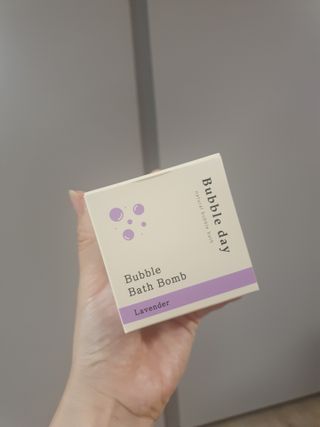 버블데이 아로마/과일 거품 입욕제 — 5점을 준 리뷰어가 2021년 7월 올린 사용 사진