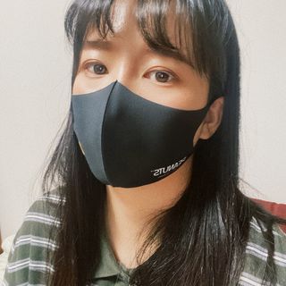 JHWORLD 스누피 마스크 정품 스누피 에어로실버 국산 빨아쓰는 3D 패션마스크 1매입 — 4.5점을 준 리뷰어가 2021년 9월 올린 사용 사진