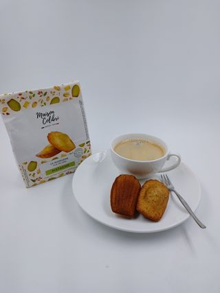 [메종콜리브리] 프랑스 마들렌 메종콜리브리 피스타치오 마들렌 2팩 — 4.5점을 준 리뷰어가 2021년 11월 올린 사용 사진