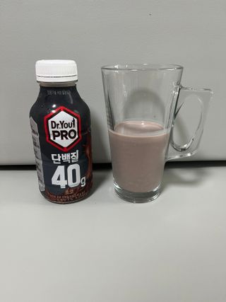 닥터유 프로 단백질 드링크 40g 초코 닥터유 프로 단백질드링크 40g 초코 — 5점을 준 리뷰어가 2024년 9월 올린 사용 사진