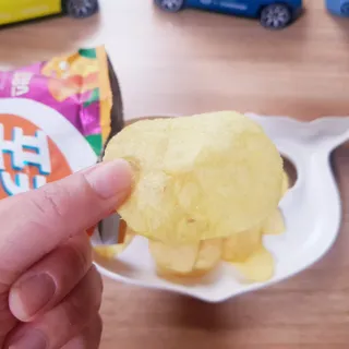 2022 오리온 여름한정판 초코파이 수박 / 포카칩 훌라망고맛 / 포카칩 라임모히또맛 — 5점을 준 리뷰어가 2022년 7월 올린 사용 사진