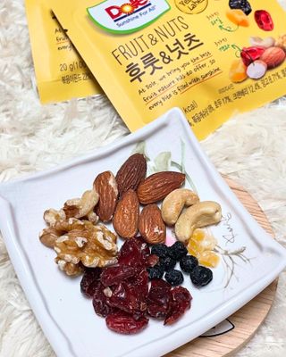 돌 [Dole] 후룻&넛츠 블랙/옐로우/레드라벨 (맛 랜덤발송) — 4점을 준 리뷰어가 2025년 1월 올린 사용 사진