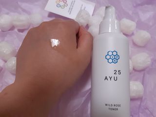 AYU25[아유트웬티파이브] 피부건강에 꼭 필요한 pH 약산성 와일드 로즈토너 — 5점을 준 리뷰어가 2021년 4월 올린 사용 사진