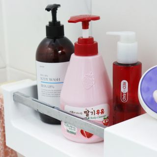 [과일나라] 피부가 마시는 딸기우유 바디클렌저&바디로션 — 5점을 준 리뷰어가 2022년 2월 올린 사용 사진