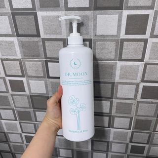 [닥터문] 센텔라 시카케어 화이트머스크 바디워시 1000ml — 5점을 준 리뷰어가 2023년 6월 올린 사용 사진