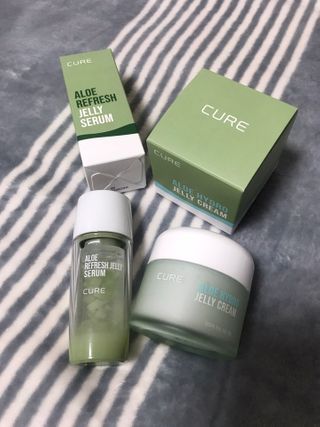 김정문알로에 큐어 큐어 알로에 리프레쉬 젤리 세럼, 큐어 알로에 하이드로 젤리 크림 — 5점을 준 리뷰어가 2021년 2월 올린 사용 사진
