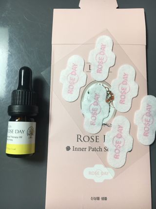 라라로즈데이 시즌2 천연 아로마오일 Y존 케어 속옷향수 이너퍼퓸 5ml  여성의 자존감을 UP시키자 — 5점을 준 리뷰어가 2021년 10월 올린 사용 사진