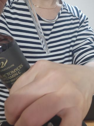 오투에니원 갈락토미세스 비타민 C 더블 브라이트닝 세럼 50ml — 5점을 준 리뷰어가 2023년 2월 올린 사용 사진