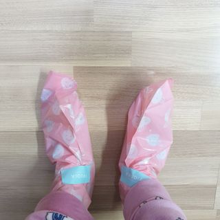 [후르디아] 코끼리 발 허물 팩-복숭아 풋 필링 마스크 3개 — 4점을 준 리뷰어가 2021년 4월 올린 사용 사진