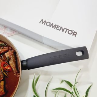 모멘토 마론 프라이팬 26cm 3종 (26cm팬/26cm웍팬/호환 스티머+돔뚜껑) — 5점을 준 리뷰어가 2022년 9월 올린 사용 사진