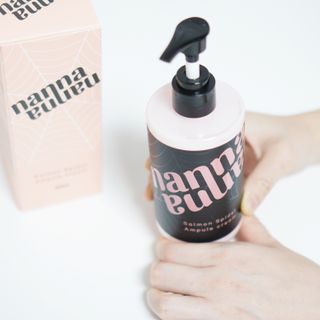 난나 살몬 스파이더 검버섯 미백 톤업 화이트닝 연어 앰플 크림 300ml 대용량 — 5점을 준 리뷰어가 2022년 11월 올린 사용 사진