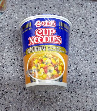 NISSIN 닛신 컵누들  4종 - 씨푸드오리지날, 씨푸드 스파이시, 씨푸드 커리, 씨푸드 XO소스 — 5점을 준 리뷰어가 2021년 11월 올린 사용 사진