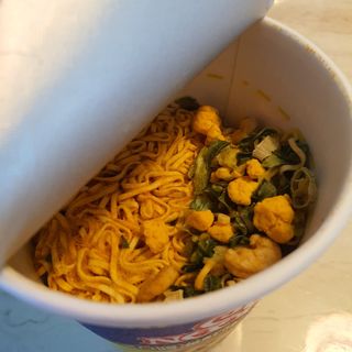 NISSIN 닛신 컵누들  4종 - 씨푸드오리지날, 씨푸드 스파이시, 씨푸드 커리, 씨푸드 XO소스 — 5점을 준 리뷰어가 2022년 11월 올린 사용 사진