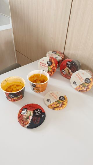 프리 [요리궁리] 타입 B (매콤,치즈,매콤까르보) 꽃떡볶이 6개입 세트 — 4점을 준 리뷰어가 2024년 12월 올린 사용 사진