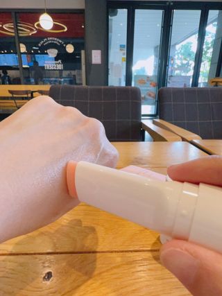 트윙클라 안티링클 샤이닝 멀티밤 — 4.5점을 준 리뷰어가 2022년 7월 올린 사용 사진