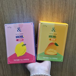 비타앤C 레몬맛, 망고맛 — 5점을 준 리뷰어가 2021년 5월 올린 사용 사진