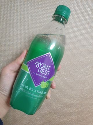 몽베스트 Montbest with Sparkling water Lime20병 — 4점을 준 리뷰어가 2021년 10월 올린 사용 사진