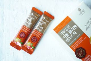 자연에온 핑크 자몽 착즙 100mL 10개입 1BOX +가 득담은 자몽 콜라겐 젤리스틱 1BOX — 5점을 준 리뷰어가 2021년 6월 올린 사용 사진