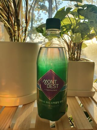 몽베스트 Montbest with Sparkling water Plain 20병 — 5점을 준 리뷰어가 2021년 10월 올린 사용 사진