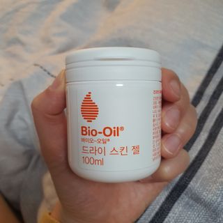 바이오오일 [바이오-오일] 드라이 스킨 젤 100ml — 5점을 준 리뷰어가 2021년 12월 올린 사용 사진