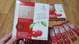 자연에온 가득담은 몽모랑시 타트체리 콜라겐 젤리스틱 — 5점을 준 리뷰어가 2020년 12월 올린 사용 사진