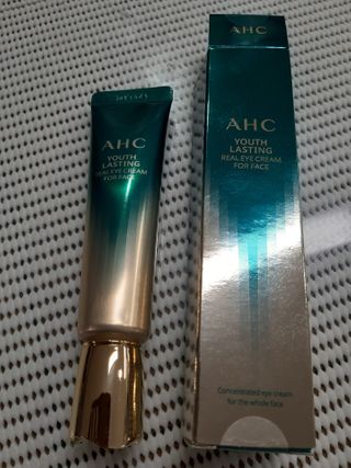[NEW 탄력유턴 아이크림] AHC 유스 래스팅 리얼 아이크림 포 페이스 — 5점을 준 리뷰어가 2021년 1월 올린 사용 사진