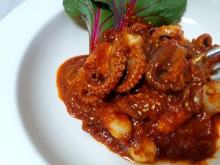 [푸딩팩토리] 불맛양념 쭈꾸미볶음 300G_엄선한 쭈꾸미원물과 양념이 신의 한수! — 5점을 준 리뷰어가 2022년 9월 올린 사용 사진