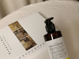 라라로즈데이 시즌2 여성청결제 200ml 아로마 페미민 클렌저, 독일더마인증 — 5점을 준 리뷰어가 2021년 8월 올린 사용 사진