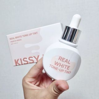 KISSY BAE 키시베이 키시베이 리얼화이트 톤업틴트 — 4점을 준 리뷰어가 2021년 9월 올린 사용 사진